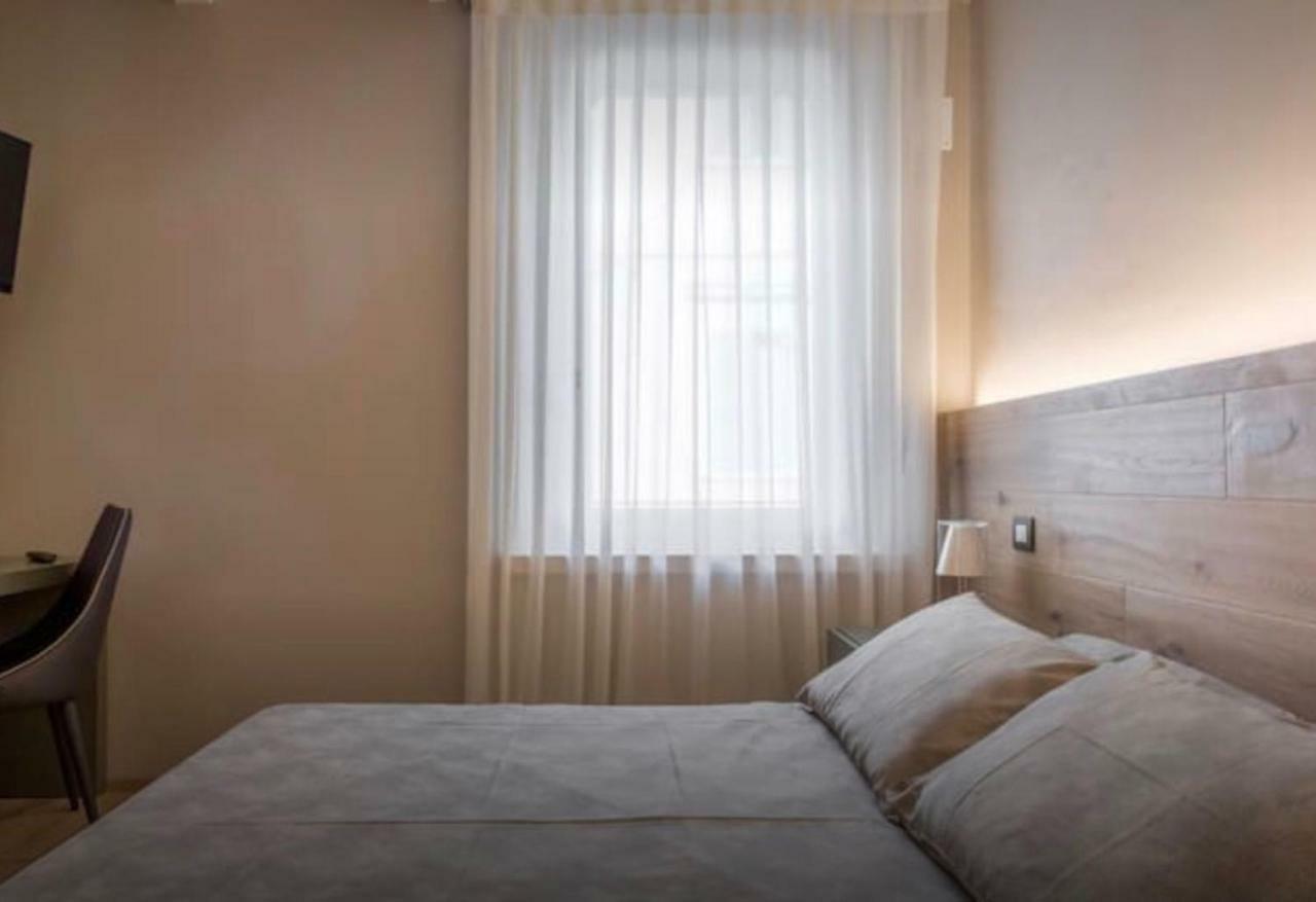 Bed and Breakfast Accademia 21 Мантуя Экстерьер фото