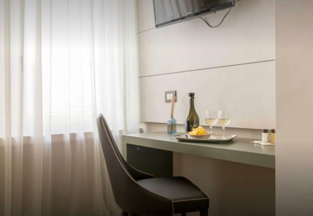 Bed and Breakfast Accademia 21 Мантуя Экстерьер фото